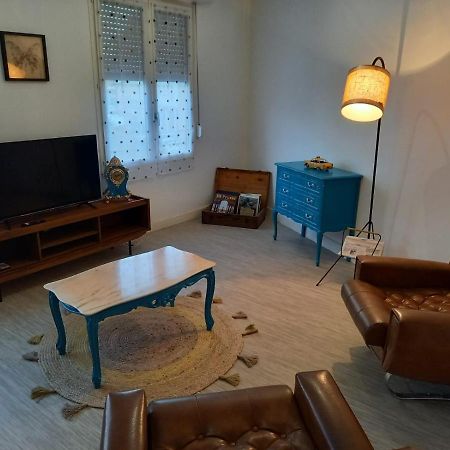 Appart Plein Centre, Balcon - 4 Personnes Sedan Kültér fotó